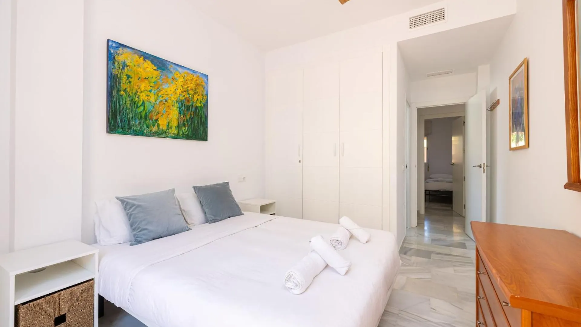 Dunas Beach Garden, Marbella 3 Beds, 100 Mts From The Sea