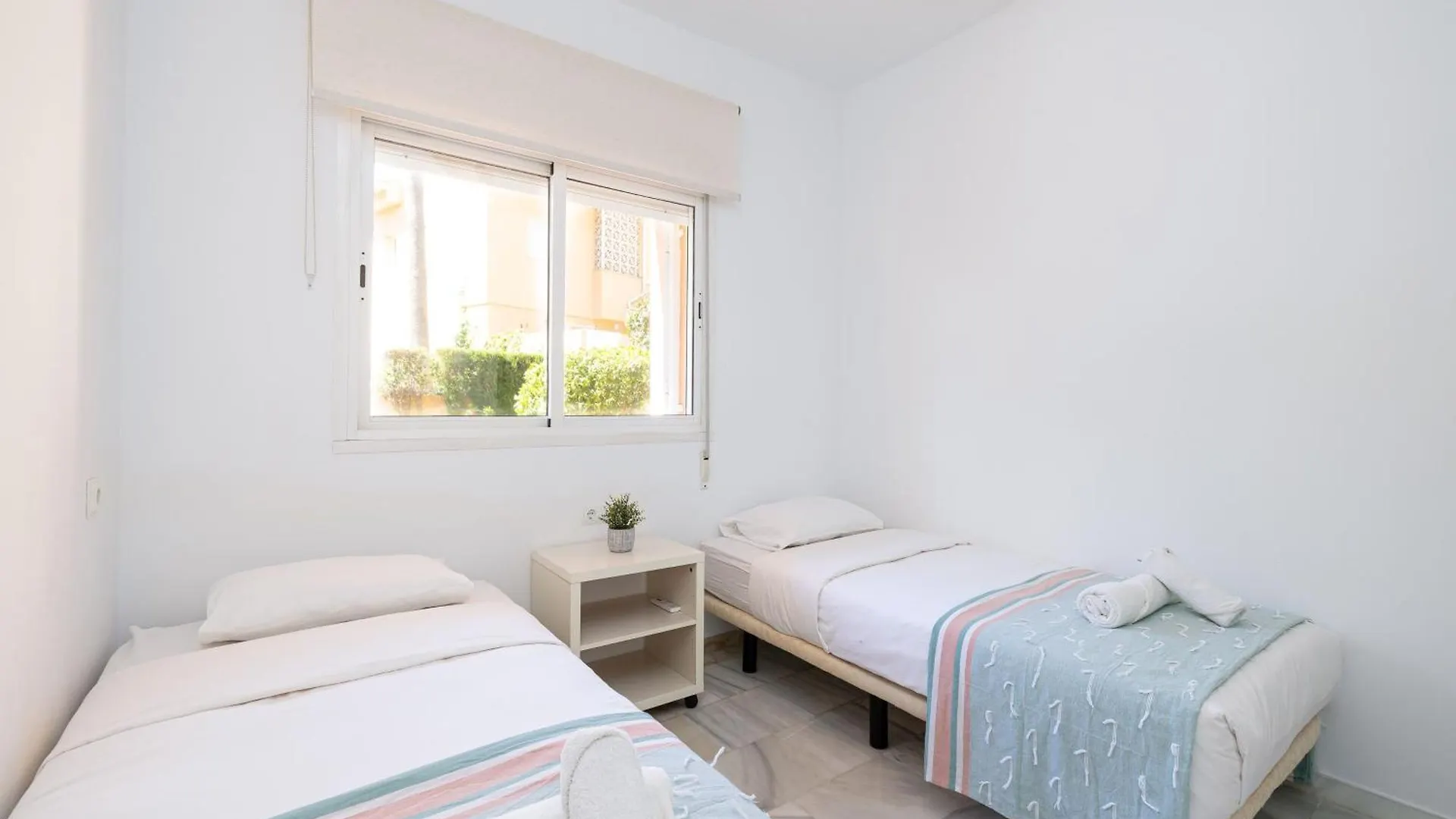 Apartment Dunas Beach Garden, Marbella 3 Beds, 100 Mts From The Sea Spain