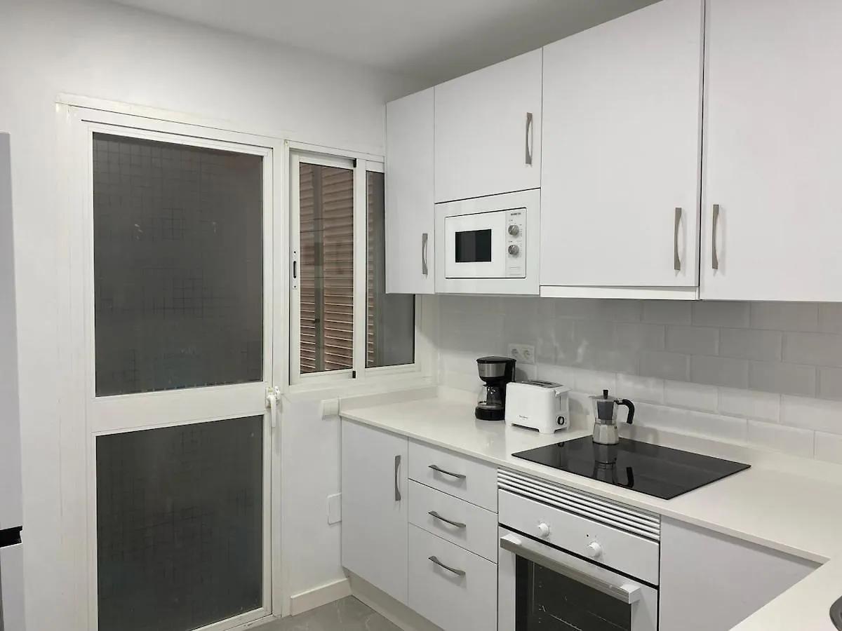 Dunas Beach Garden, Marbella 3 Beds, 100 Mts From The Sea
